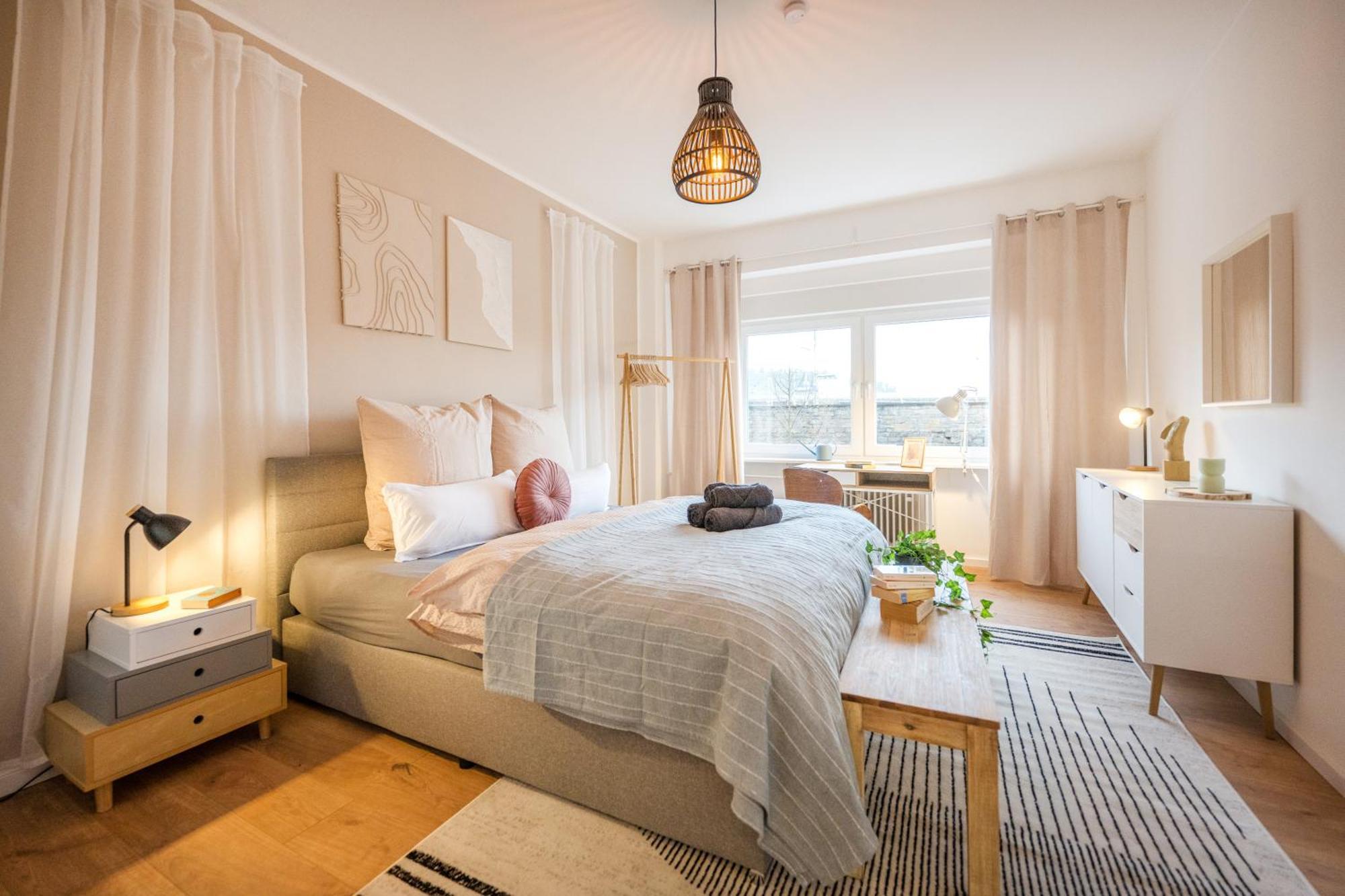 Neu: 100M² - Ideal Fuer Familien/Geschaeftsr. - Hbf Coblenza Esterno foto
