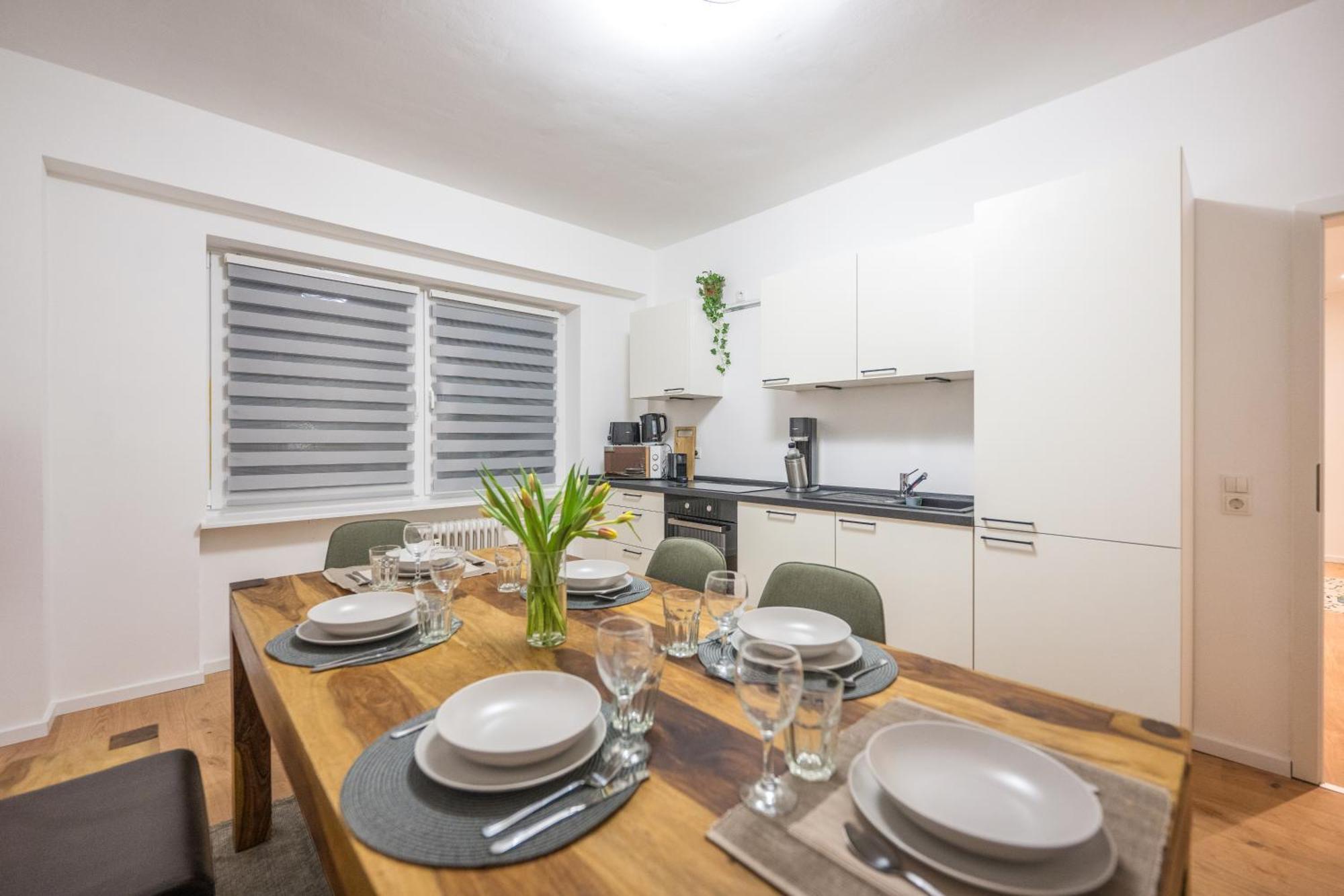 Neu: 100M² - Ideal Fuer Familien/Geschaeftsr. - Hbf Coblenza Esterno foto
