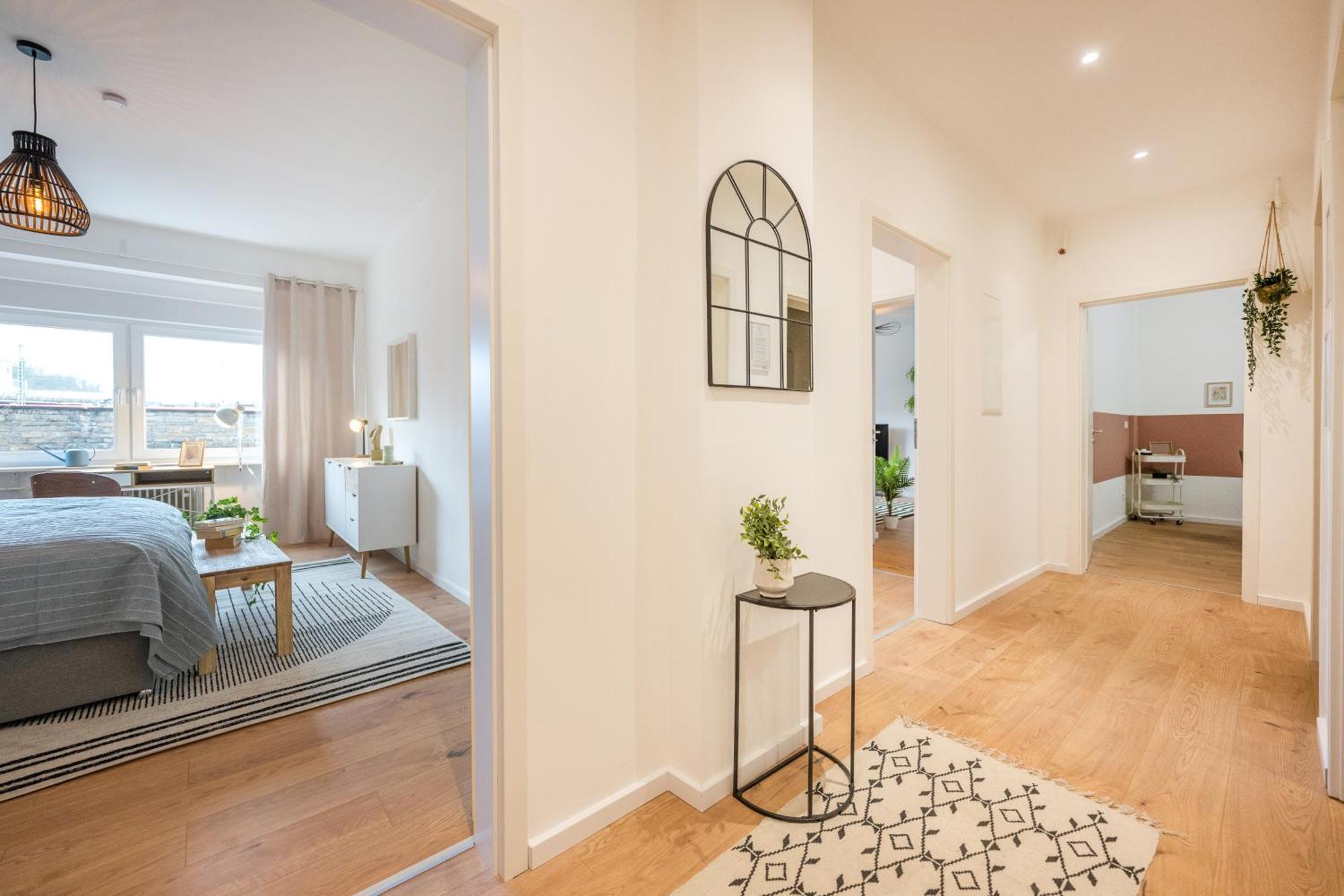 Neu: 100M² - Ideal Fuer Familien/Geschaeftsr. - Hbf Coblenza Esterno foto